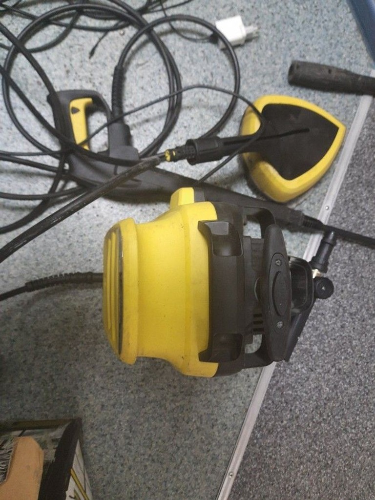Дешево Karcher K 4 Compact UM (1.679-400.0) з ломбарду