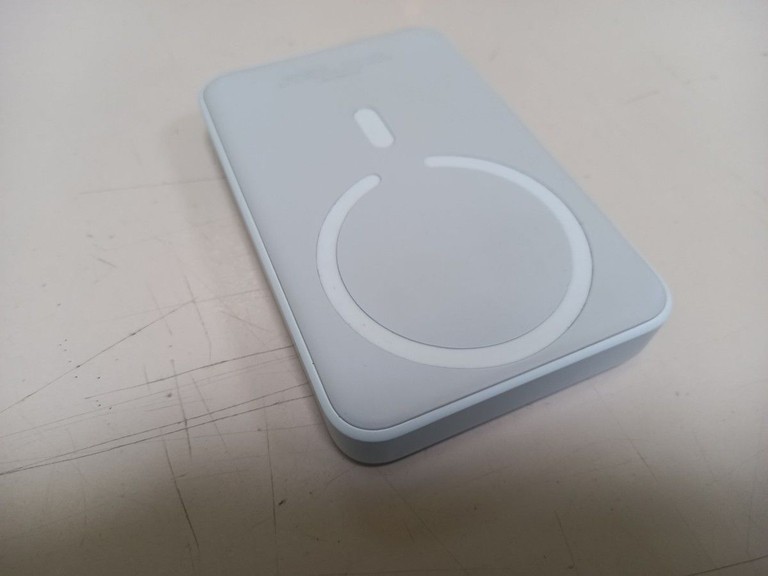 Оголошення Baseus magnetic wireless charging power bank 10000mah 20w ppcxm10 Б/У