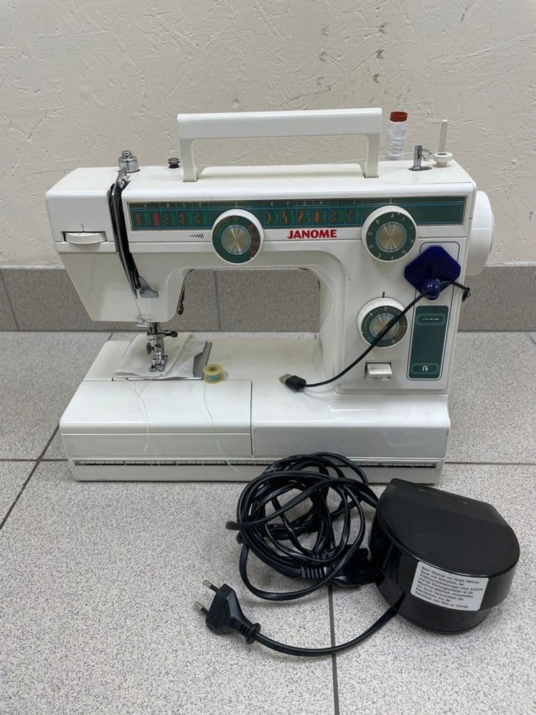Объявление Janome LE22 (L394) Б/У