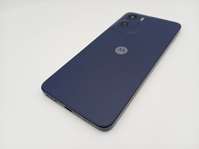 Дешево Motorola moto g05 4/128gb з ломбарду