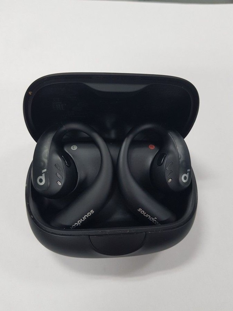 Купити Anker soundcore aerofit pro Б/У