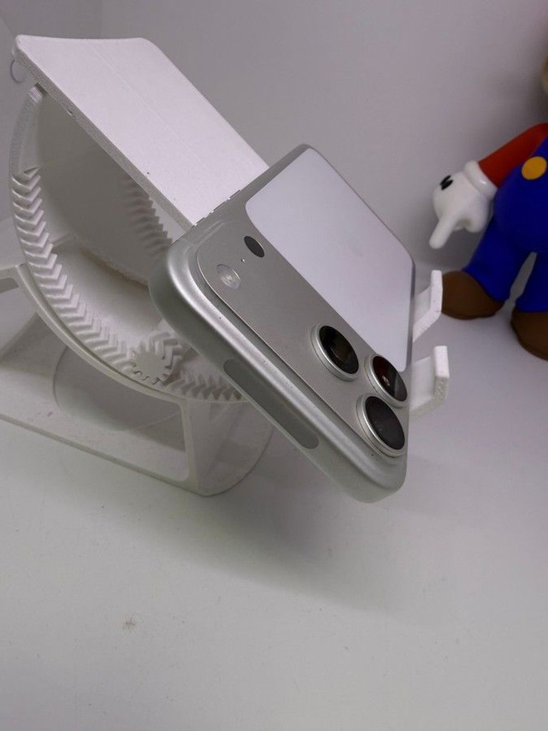 Apple iPhone 17 Pro Max 256GB eSIM Silver (MFXG4) Код:01-201016378. Зображення 7