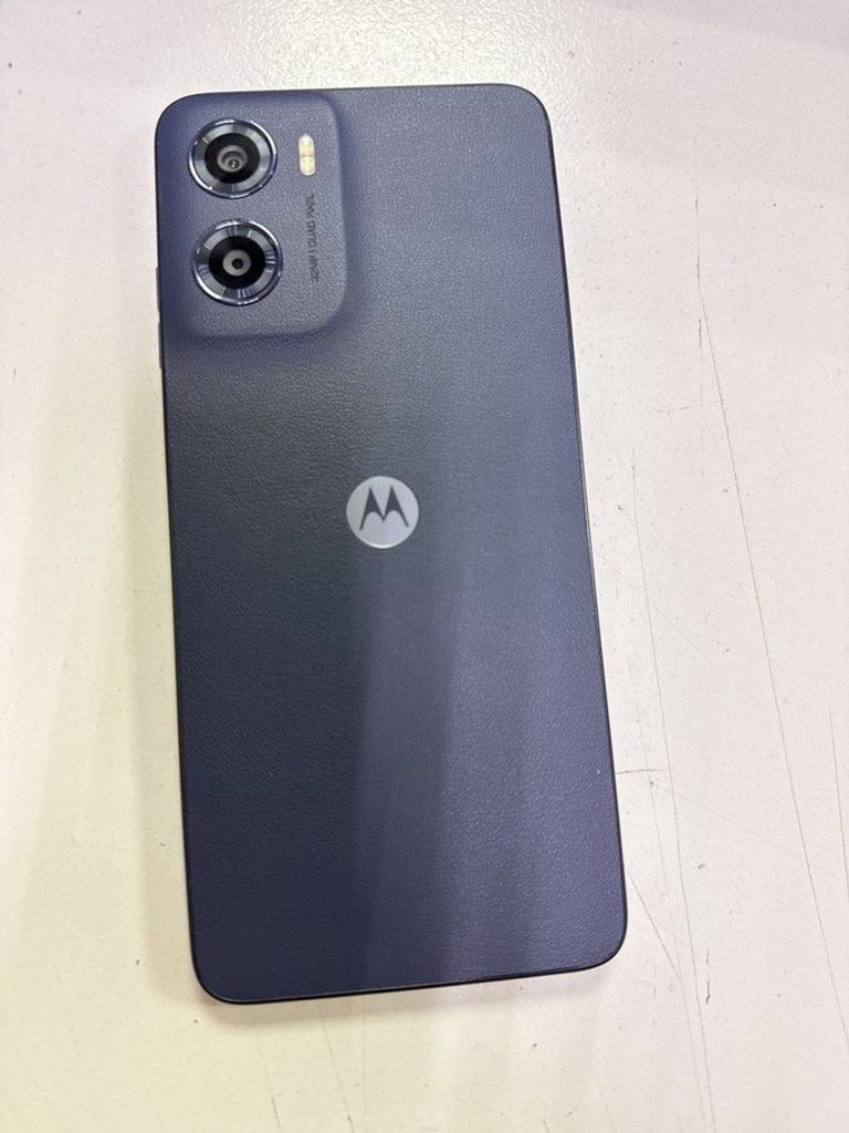 Дешиво Motorola moto e15 2/64gb с ломбарда
