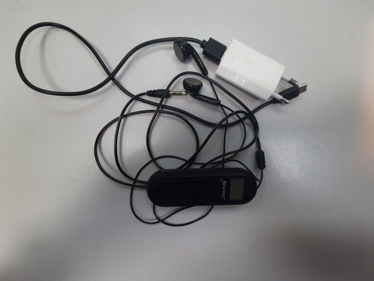 Распродажа Sandberg Pocket Radio 421-01, продавец Техноскарб