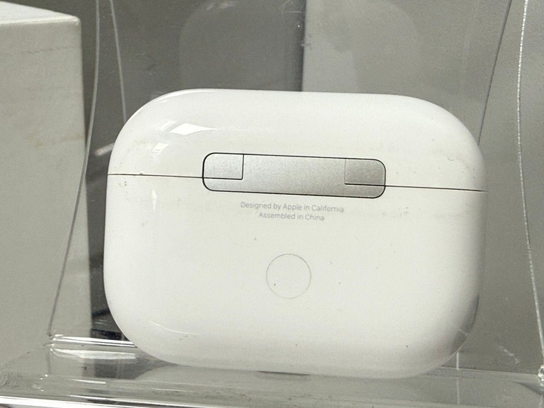 Apple airpods pro 2nd generation with magsafe charging case usb-c Код:01-201031154. Зображення 5