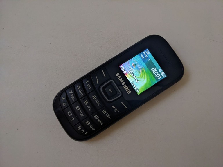 Дешево Samsung e1200 з ломбарду