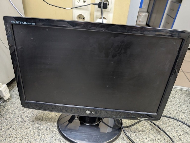Купить Lg w1943ss Б/У