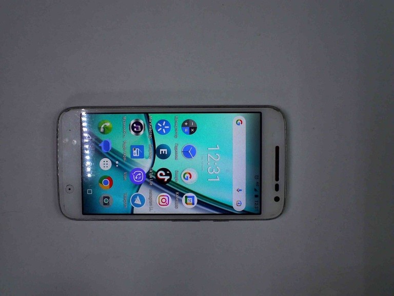 Оголошення Motorola moto g4 2/16gb Б/У