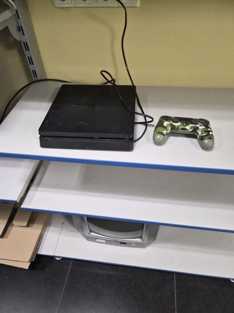 Оголошення Sony playstation 4 1tb Б/У