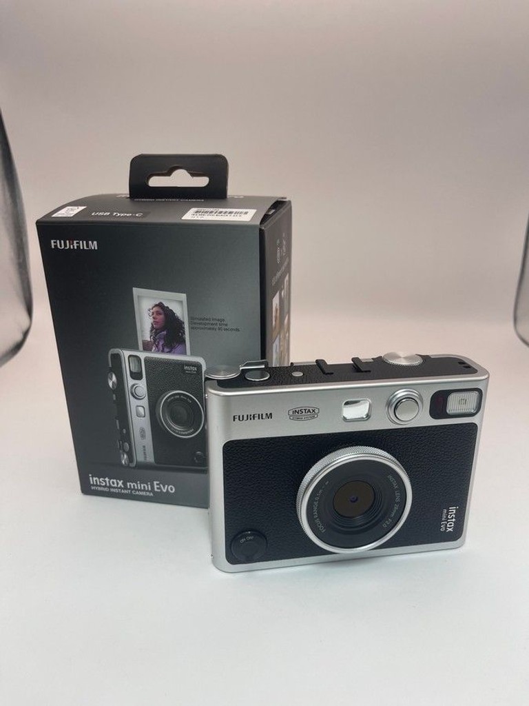 Купити Fujifilm instax mini evo Б/У