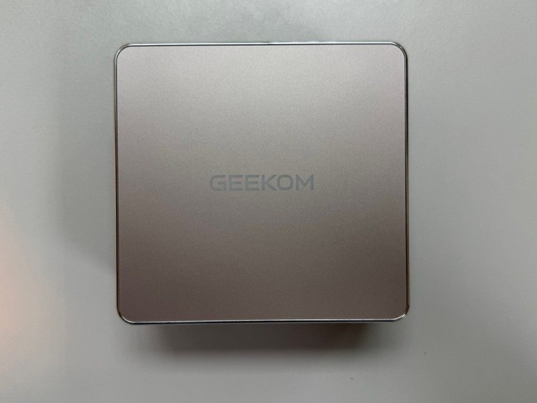 Купити Geekom A5 PRO (GMA5R57530U-16512-EU) Б/У