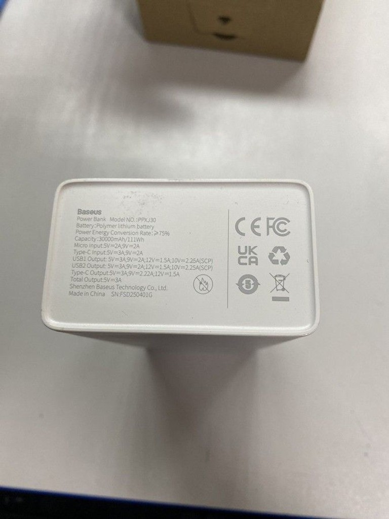 Дешево Baseus 22.5w 30000mah з ломбарду