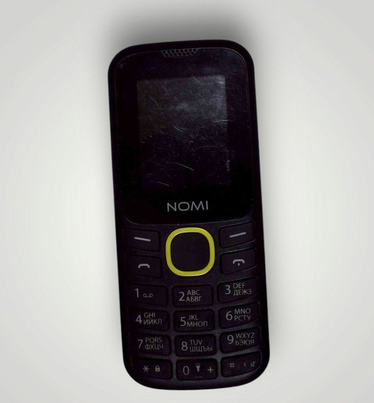 Купити Nomi i184 Б/У
