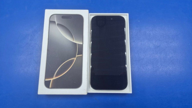 Купити Apple iPhone 16 Pro 256GB eSIM White Titanium (MYMH3) Б/У
