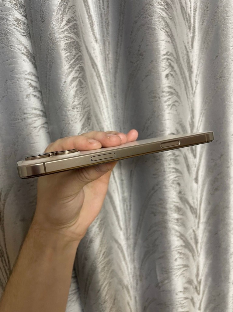 Apple iPhone 16 Pro Max 512GB Desert Titanium (MYX23) Код:null. Зображення 5