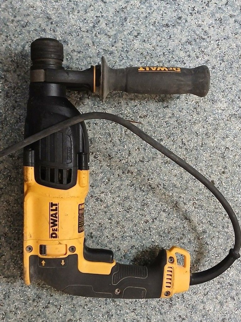 Распродажа Dewalt d25133qs, продавец Техноскарб