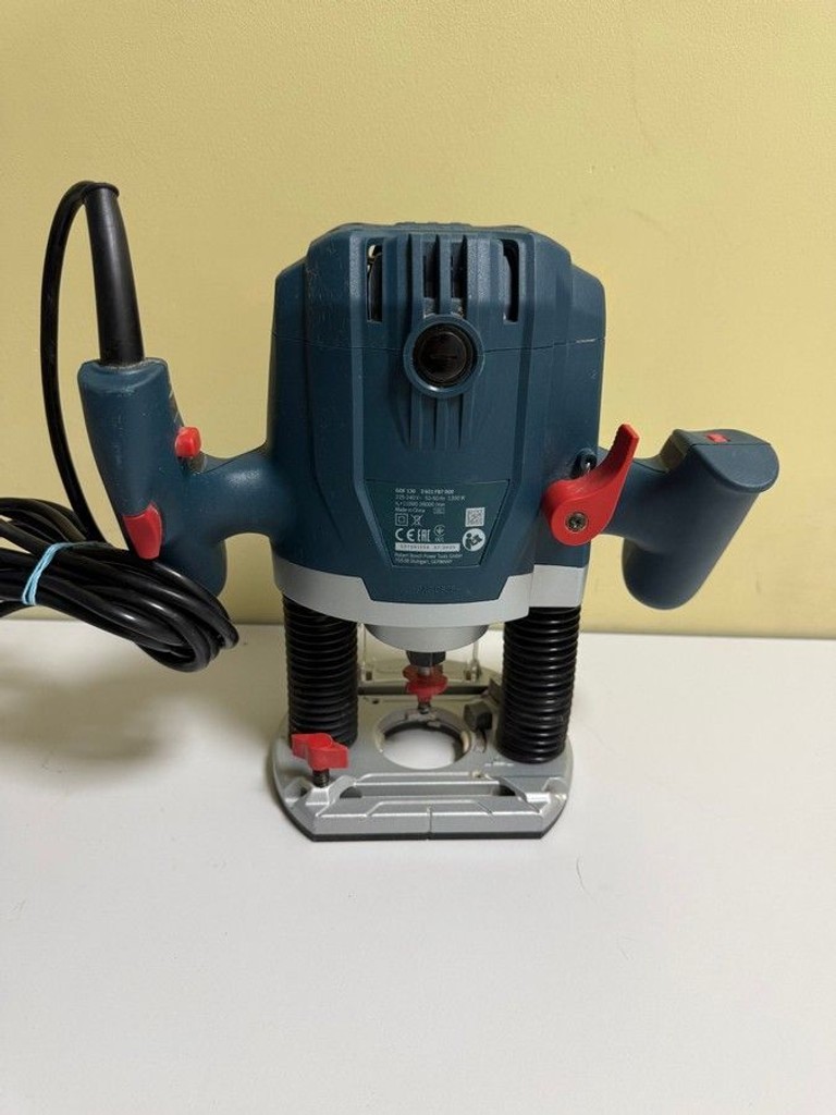 Оголошення Bosch gof 130 Б/У