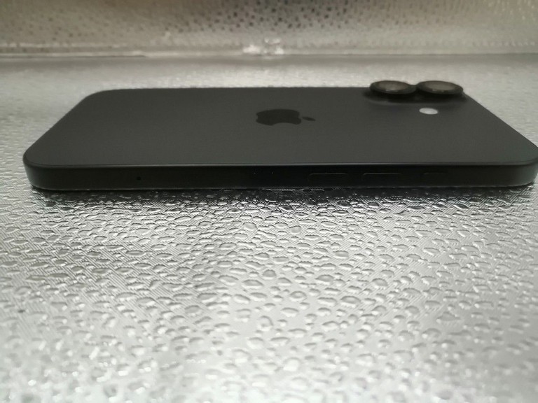 Apple iphone 16 128gb Код:01-201160235. Изображение 6