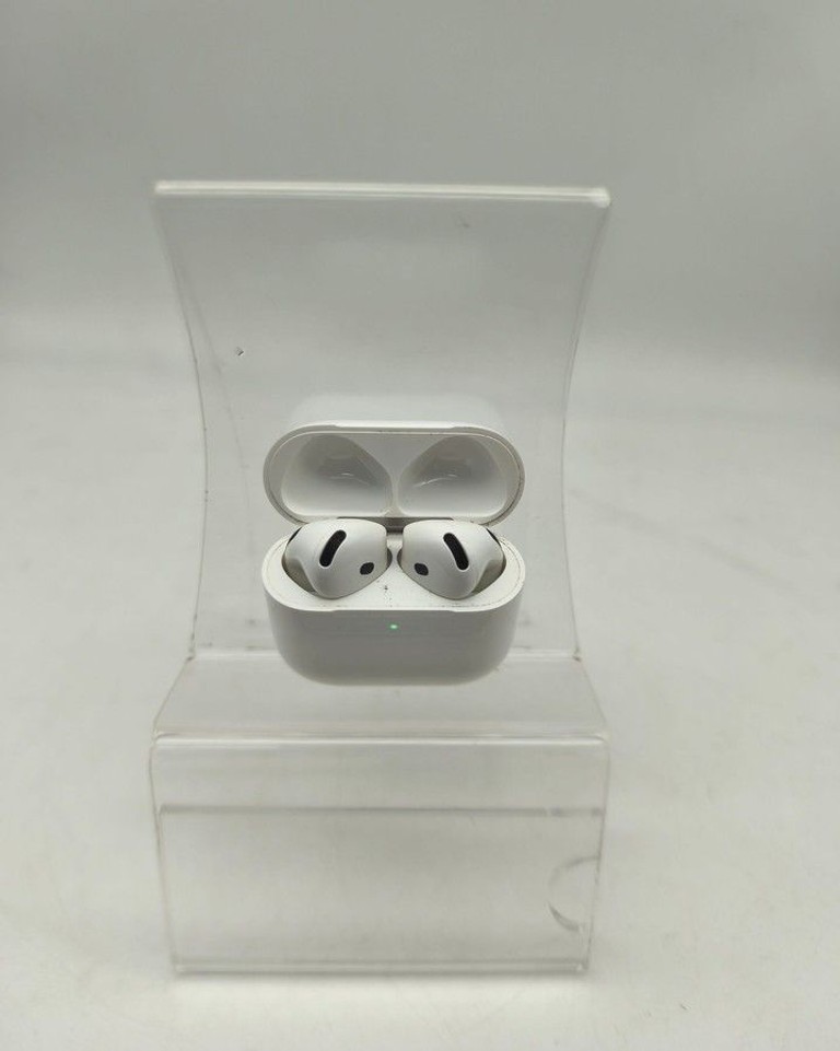 Купить Apple airpods 4 with active noise cancellation Б/У