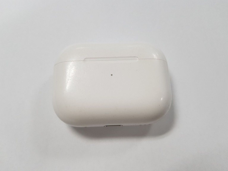 Оголошення Apple airpods pro 2nd generation with magsafe charging case usb-c Б/У