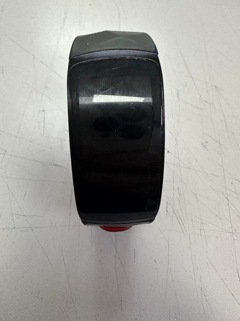 Купить Samsung gear fit 2 pro sm-r365 Б/У