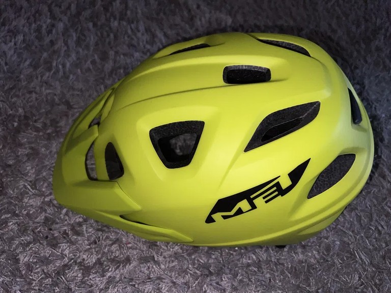 Купити MET Echo Lime Green Б/У