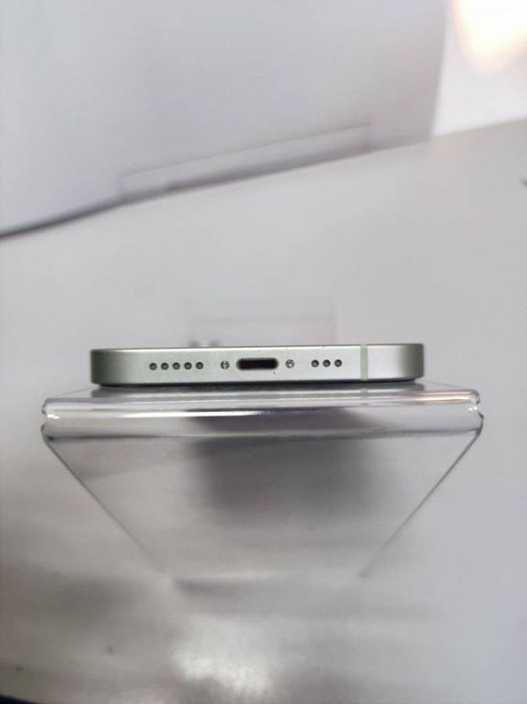 Apple iPhone 12 256GB (PRODUCT)RED Код:01-19088985. Зображення 6