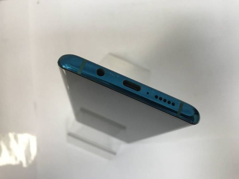Розпродаж Xiaomi Mi Note 10 6/128GB Green, продавець Техноскарб
