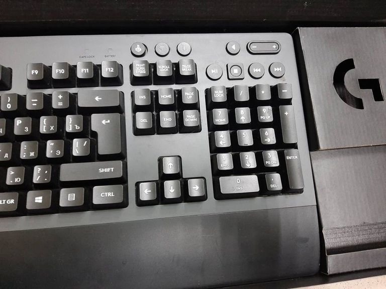 Logitech g613