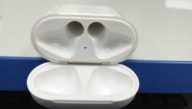 Дешево Apple airpods 1 gen a1602 a1523+a1722 2017г. з ломбарду