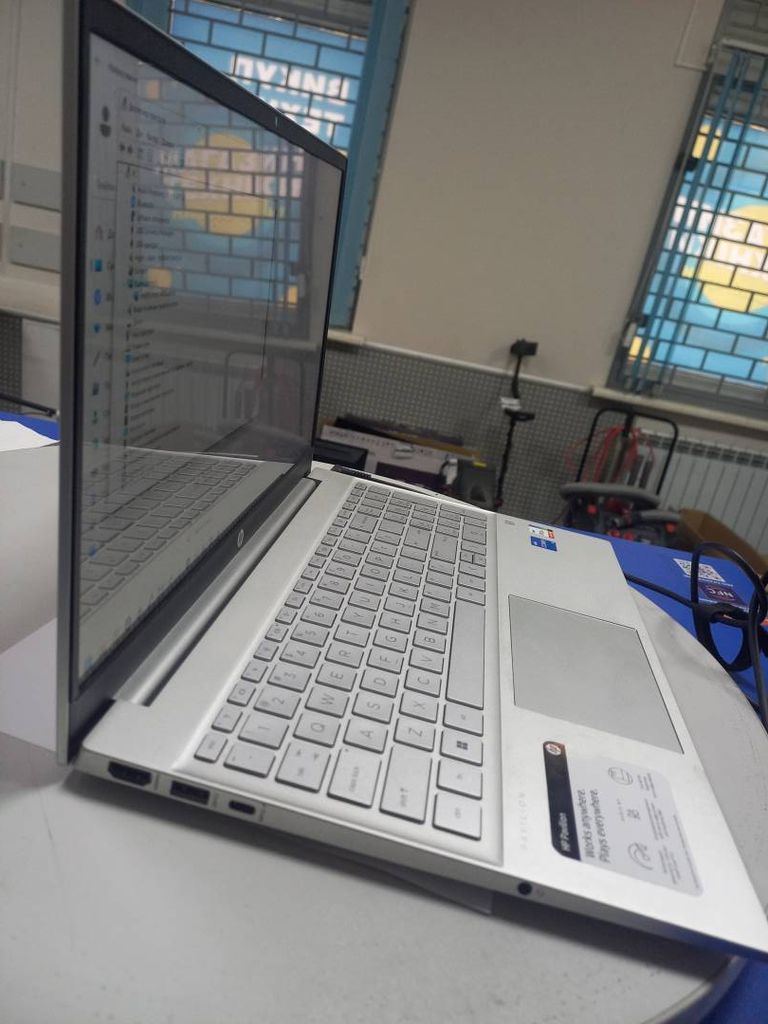 Hp EliteBook 650 G10 Silver (817W5EA)