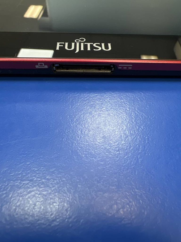 Дешиво Fujitsu stylistic m532 32gb 3g с ломбарда