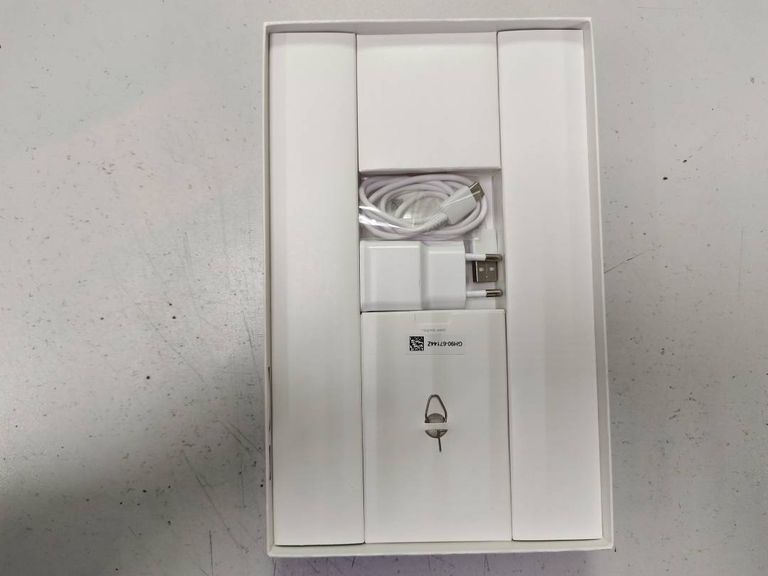 Оголошення Samsung galaxy tab s6 10,4 lite sm-p619 4/64gb lte Б/У