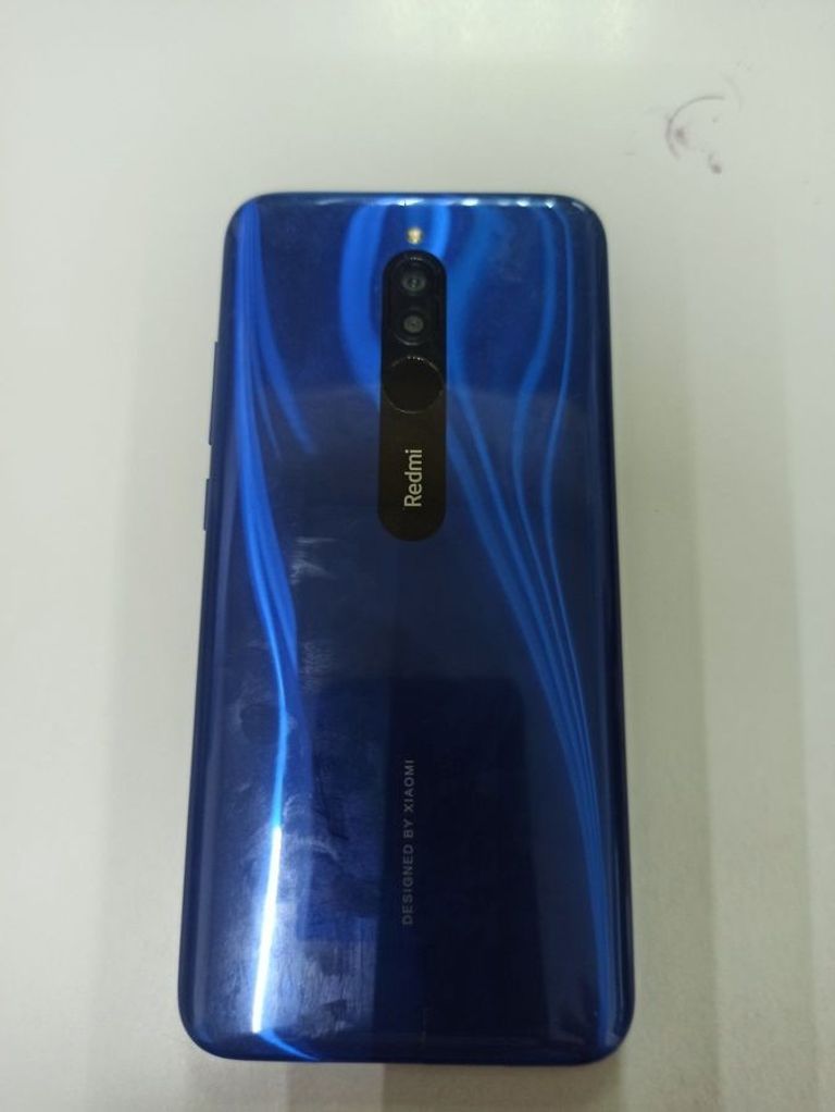 Купить Xiaomi Redmi 8 4/64GB Blue Б/У