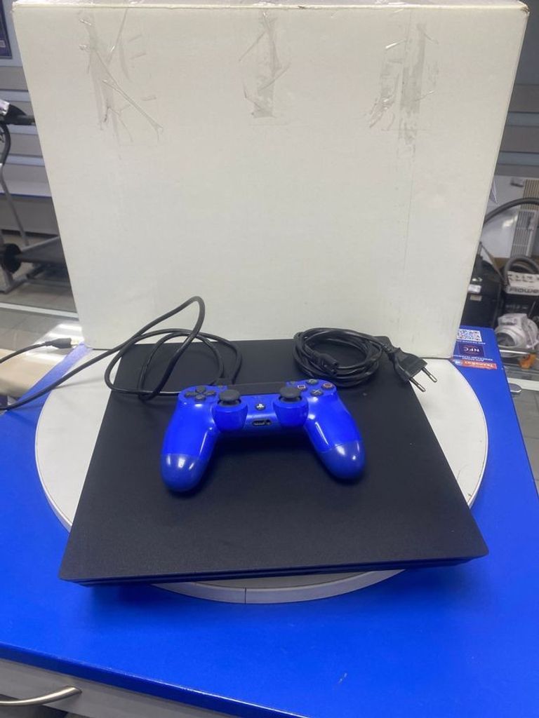 Купить Sony playstation 4 pro Б/У