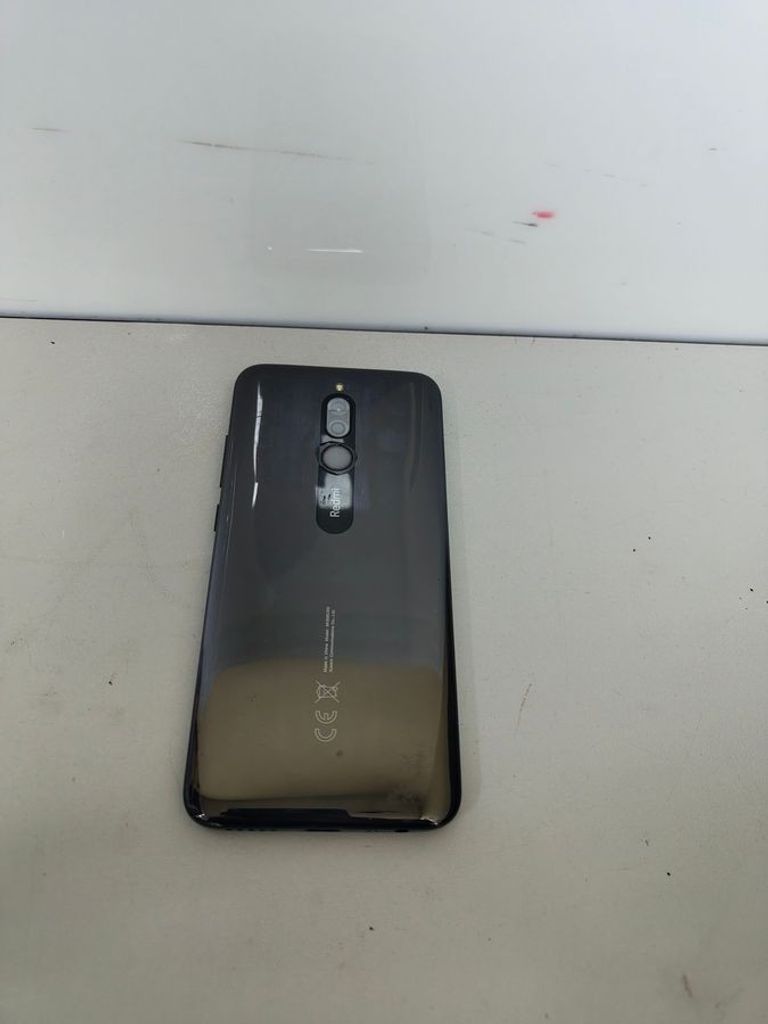 Дешево Xiaomi Redmi 8 3/32GB Blue з ломбарду