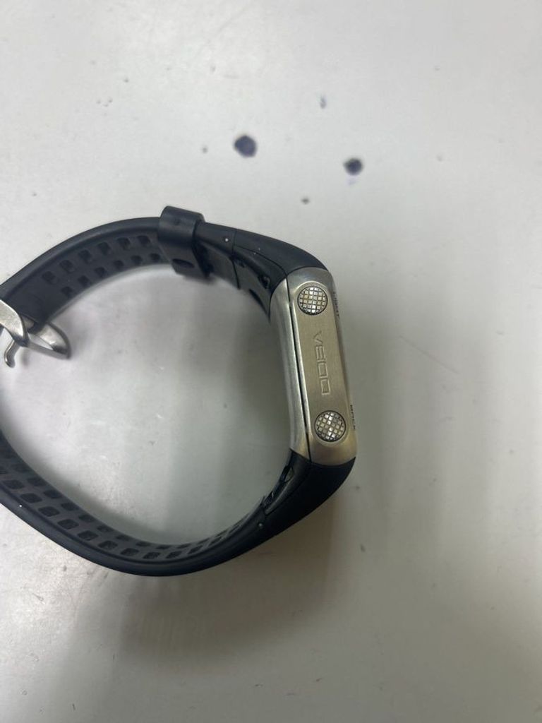 Объявление V800 Б/У