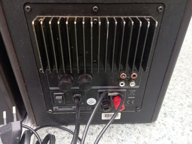 Дешево Microlab SOLO-6 з ломбарду