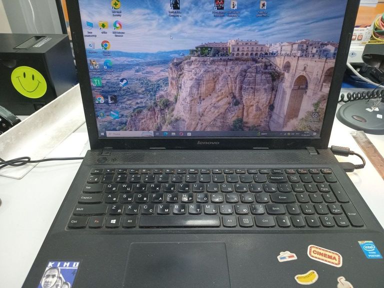 Купить Lenovo 16/pentium 2020m ddr3/4gb ddr3/hdd 500 gb/ssd *відсутній/*інтегрована Б/У