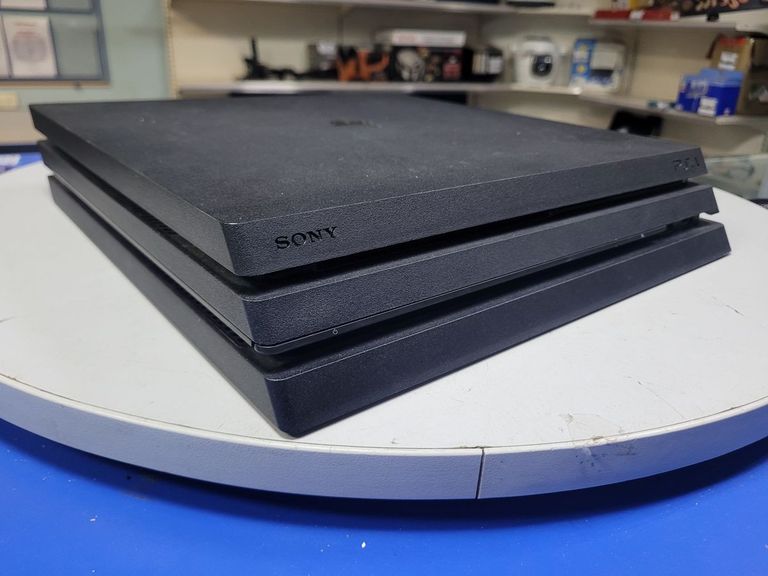 Объявление Sony playstation 4 pro Б/У