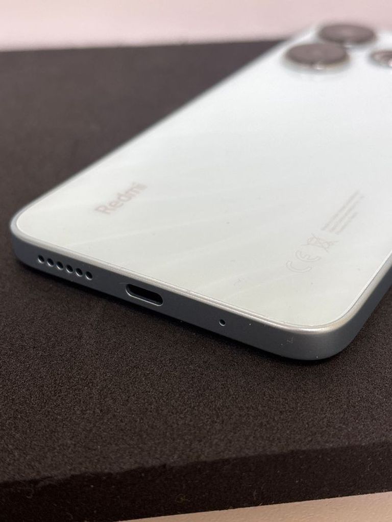 Розпродаж Xiaomi Redmi 13 8/256GB Blue, продавець Техноскарб