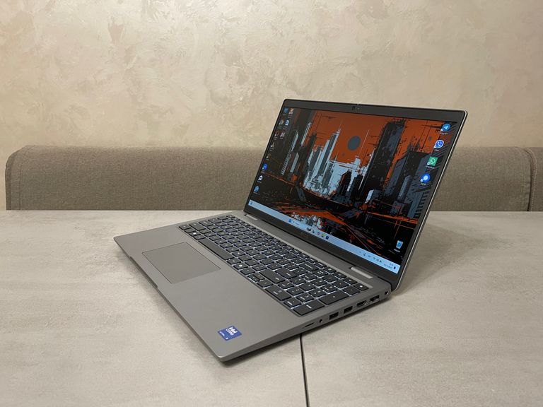 Объявление Dell Latitude 5550, 15,6" Б/У