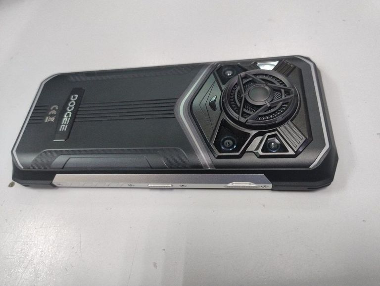 Оголошення Doogee blade 20 play 8/256gb Б/У