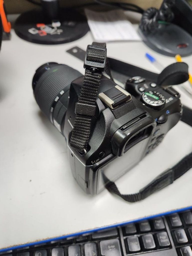 Купить Pentax k-m / 50-200mm Б/У