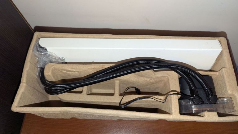 Объявление CORSAIR NAUTILUS 360 RS Б/У