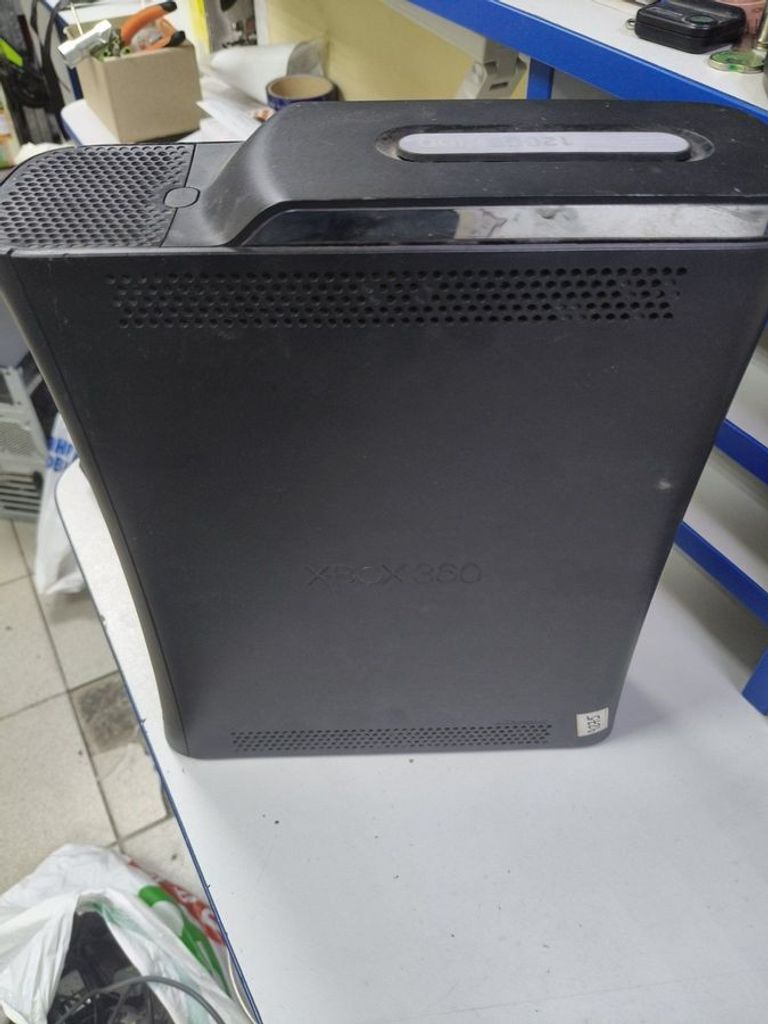 Купить Microsoft xbox360 120gb Б/У