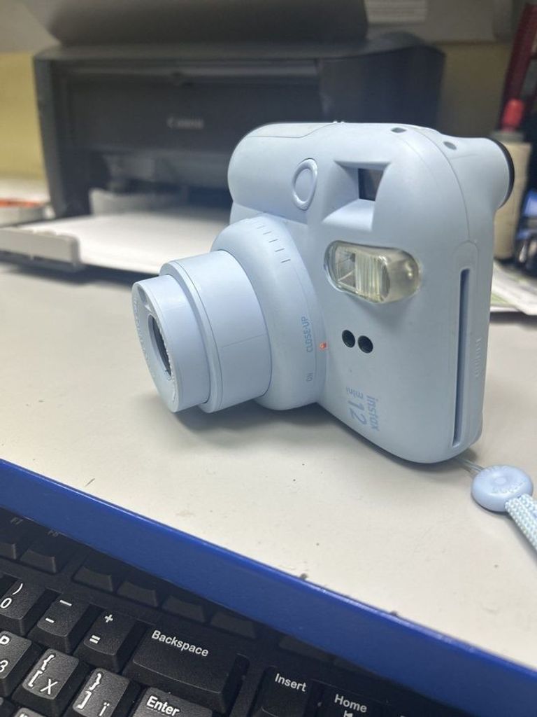 Оголошення Fujifilm instax mini 12 Б/У