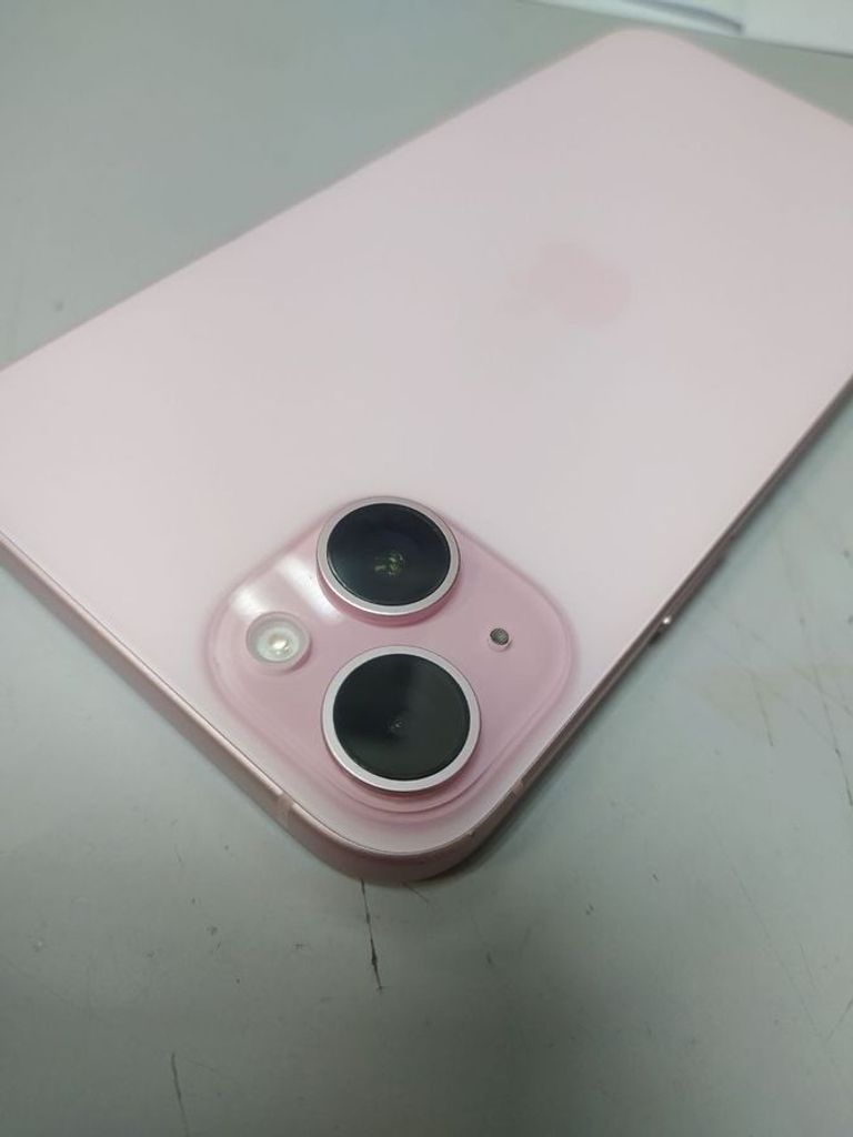 Розпродаж Apple iPhone 15 Plus 128GB Pink, продавець Техноскарб