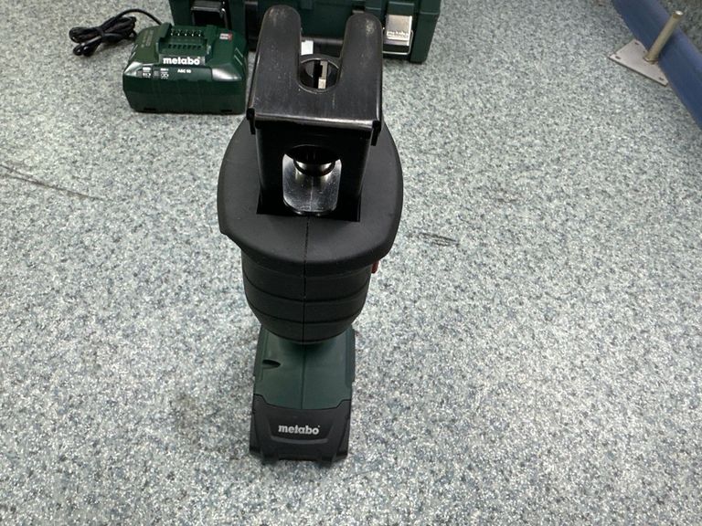 Дешево Metabo sse 18 ltx compact 1акб 20v li-ion 4ah + зу з ломбарду