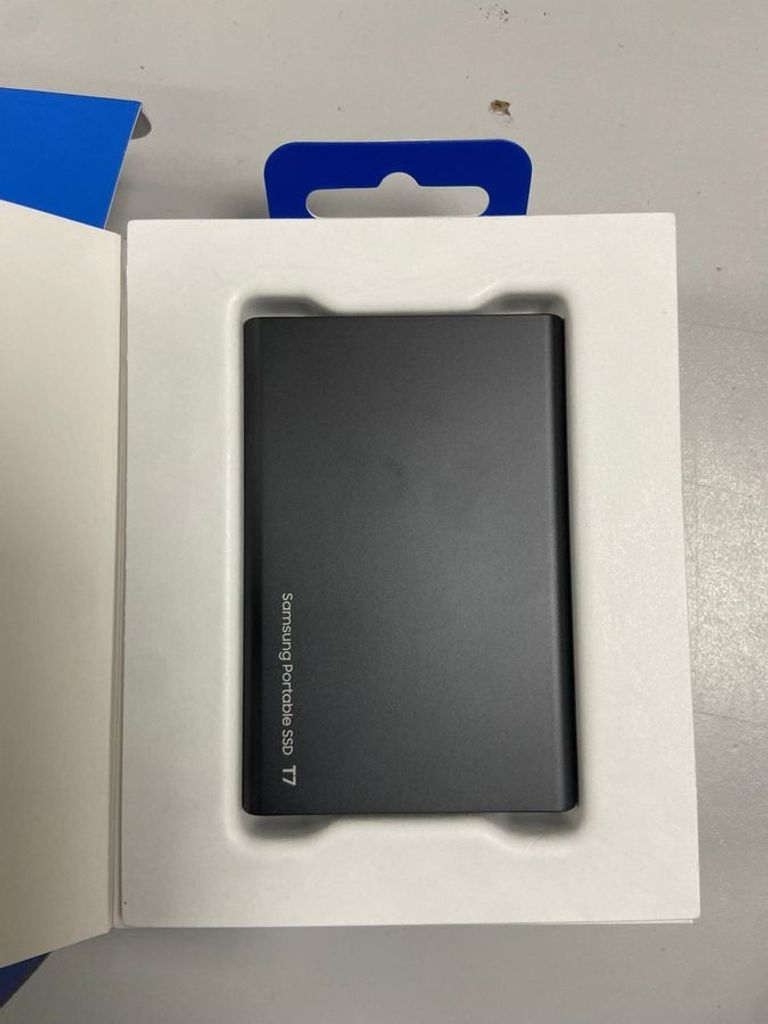 Дешиво Samsung t7 2 tb titan с ломбарда
